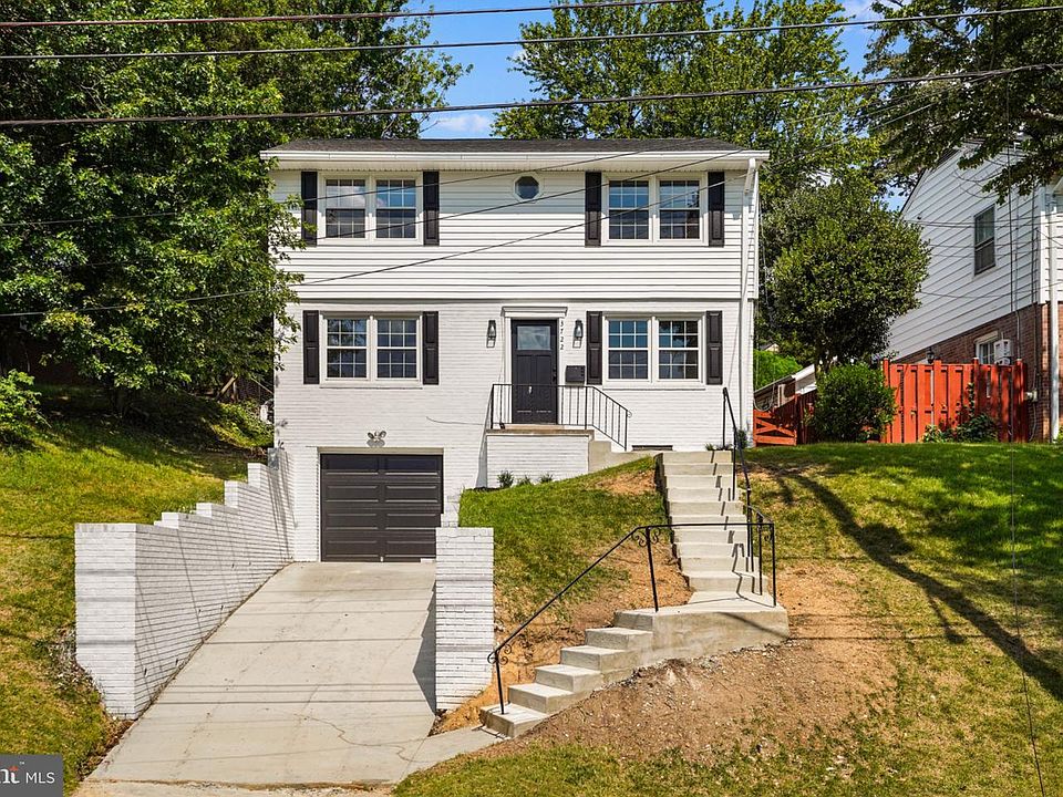1st image of 3722 Camden St SE