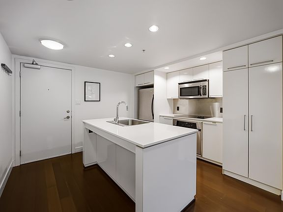 2nd image of 1255 Seymour St #805