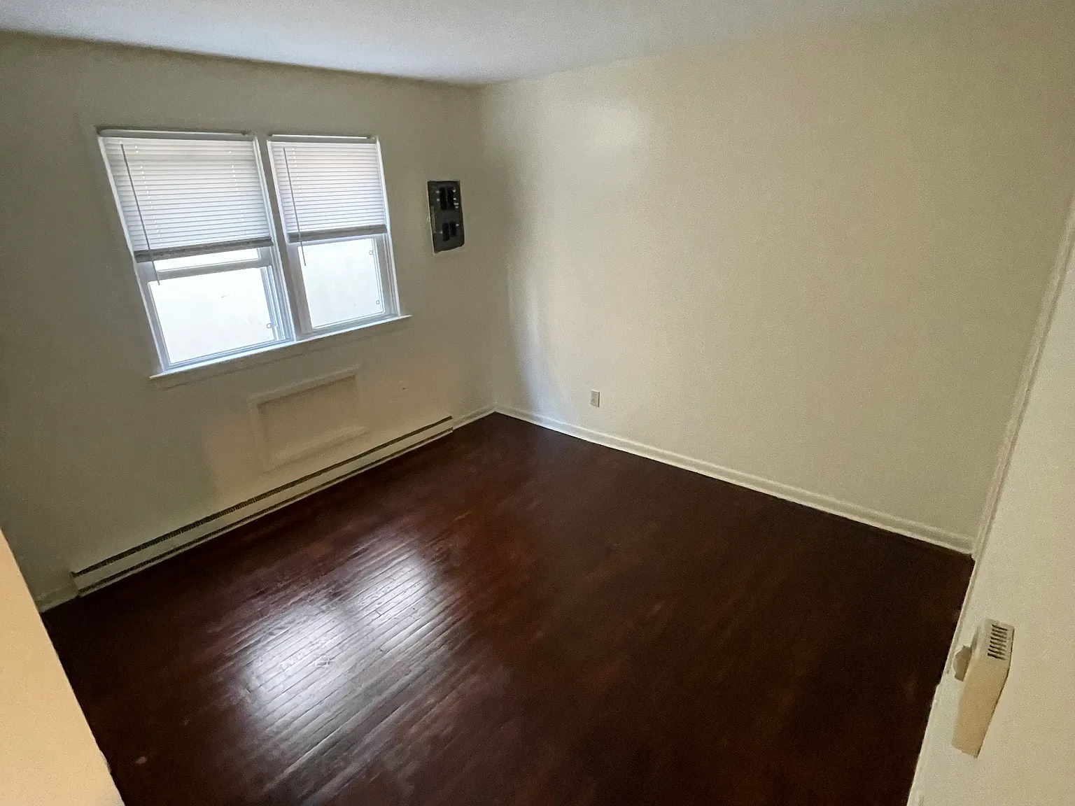 9601 Ventnor Ave — Photo 4