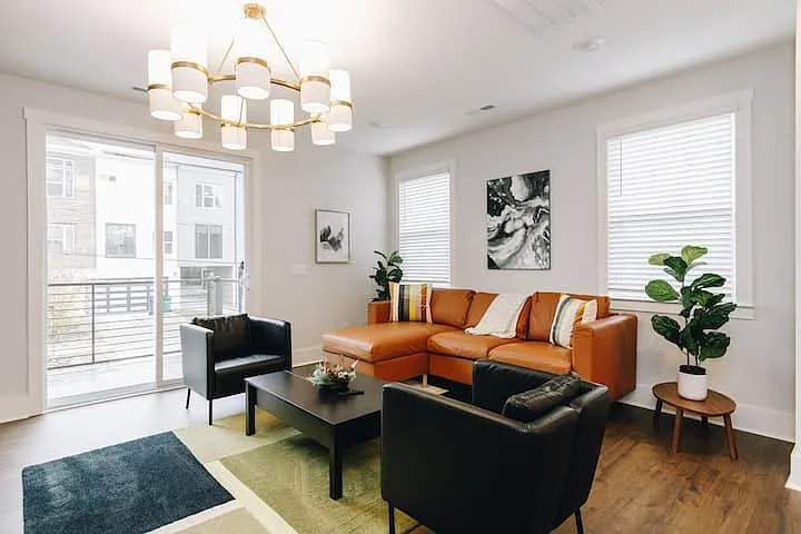 1122 N Alexander St — Photo 27
