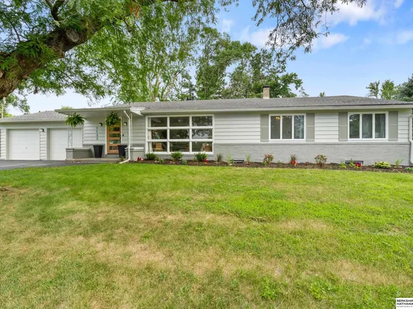 1133 S 96th St, Omaha, NE 68124