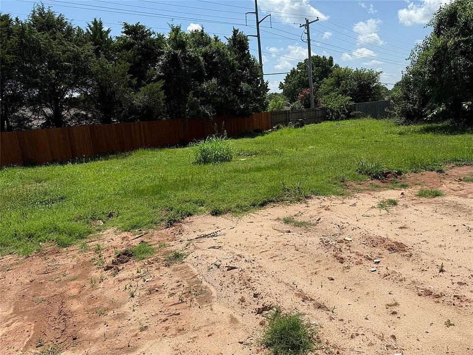 2nd image of 502 E Silver Maple Ln Lot 13