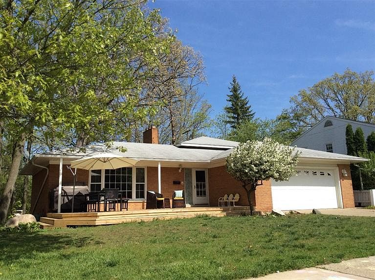 1st image of 1355 Ardmoor Ave
