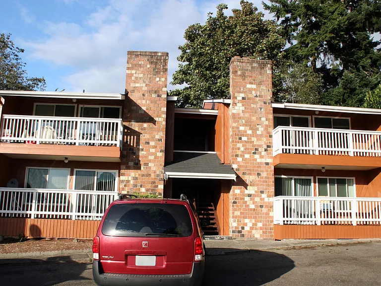 10016 NE 117th Ct #1 — Photo 8