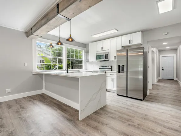 186 22nd Ave N APT 1, Saint Petersburg, FL 33704