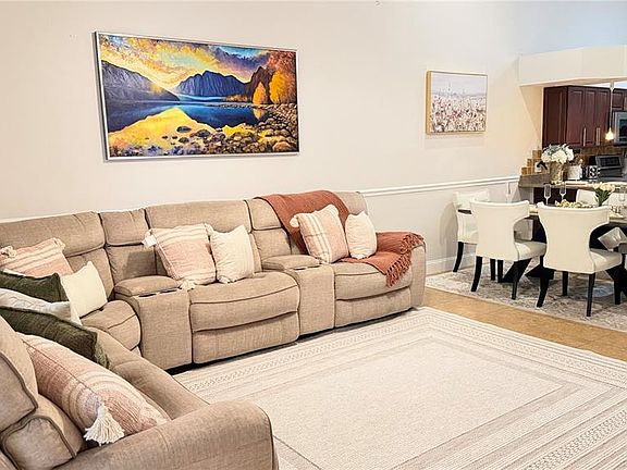 5th image of 4700 SW Archer Rd #26