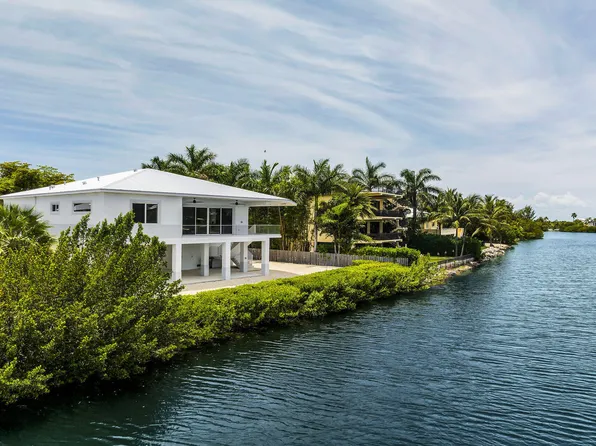 38 N Bounty Ln, Key Largo, FL 33037