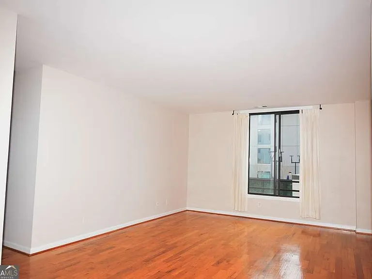 1421 Peachtree St NE #307 — Photo 15