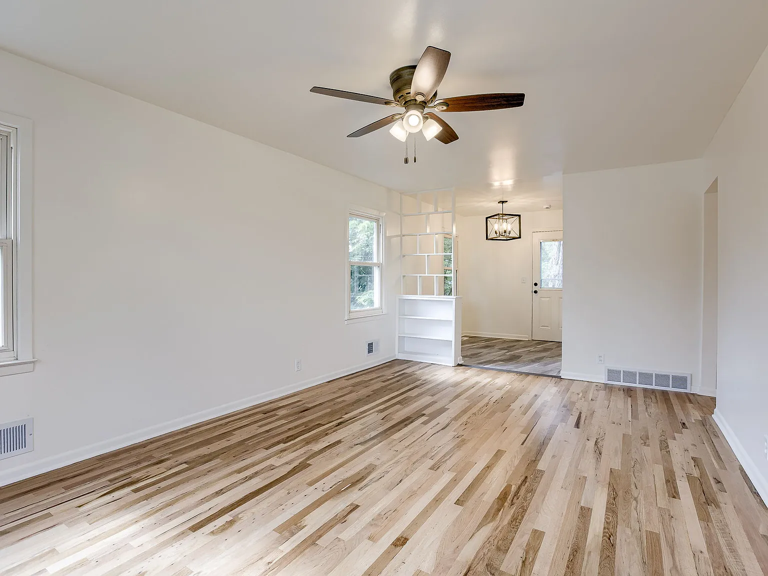 4 bed, 1172 sqft, $1,750 — Photo 4