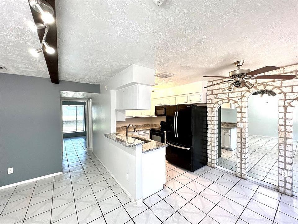 1st image of 13517 Castilian Dr