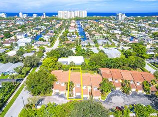 660 Coventry St, Boca Raton, FL 33487