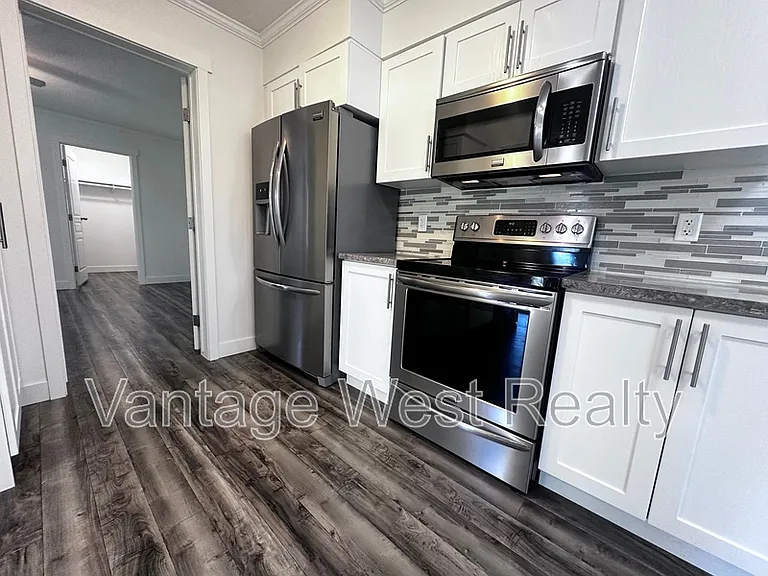 5235 Chase Rd — Photo 3