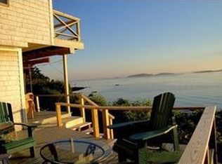51 W Shore Rd, Bailey Island, ME 04003