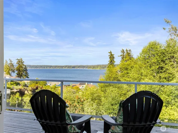 10566 Ogle Road NE, Poulsbo, WA 98370