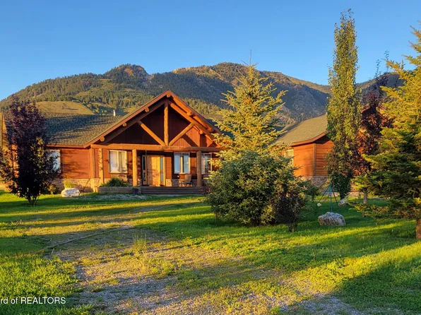 1384 County Road 110, Etna, WY 83118