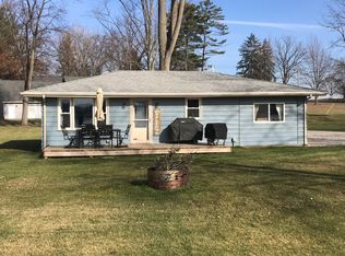 1510 E 720 S, Wolcottville, IN 46795