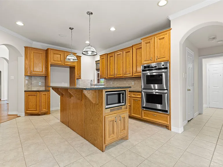 106 Lazy Springs Dr — Photo 15