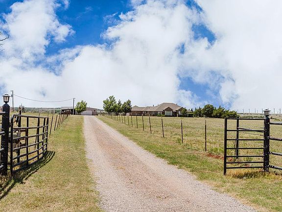 2nd image of 10449 Highway 34
