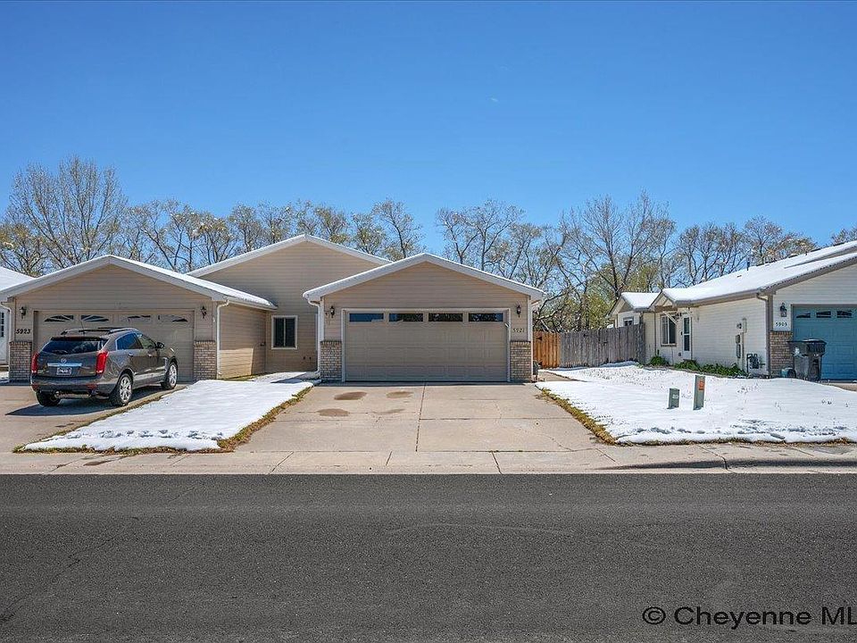 1st image of 5921 Atlantic Dr
