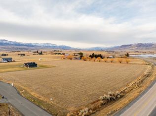 1 Patriot Ln, Cody, WY 82414