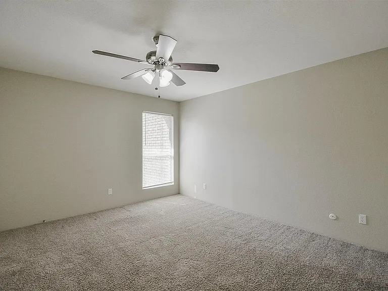 12905 Woodforest Blvd #704 — Photo 13