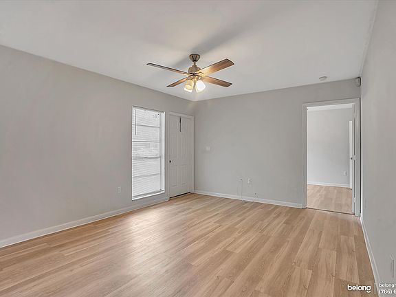 5th image of 13952 NE 13th Ave N
