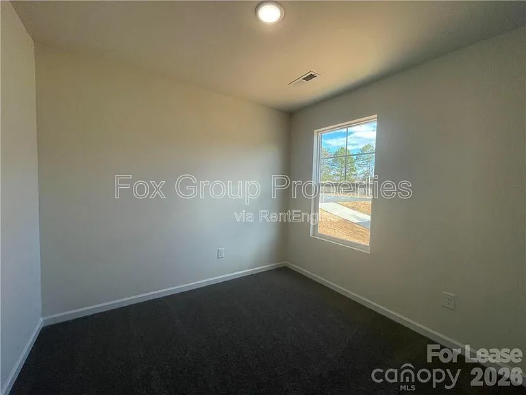 582 30th Avenue Cir — Photo 6
