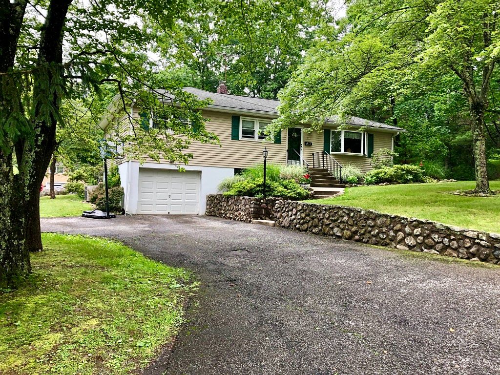 37 Sterling Ave, Sloatsburg, NY 10974 Zillow