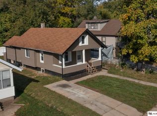 4612 N 36th St, Omaha, NE 68111