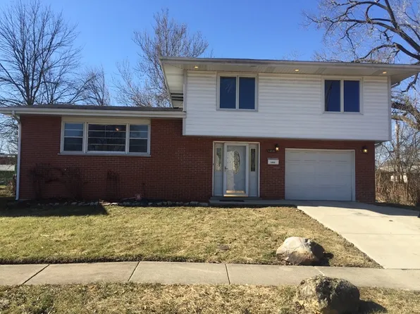 14036 S Wayman Ln, Robbins, IL 60472