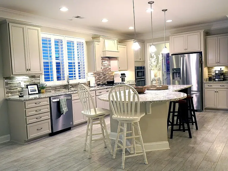 1188 Prescott Cir — Photo 2