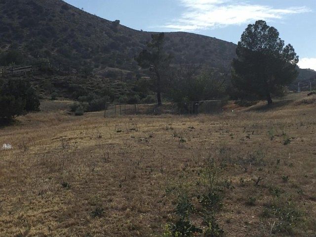 2nd image of 32815 Merritt Rd