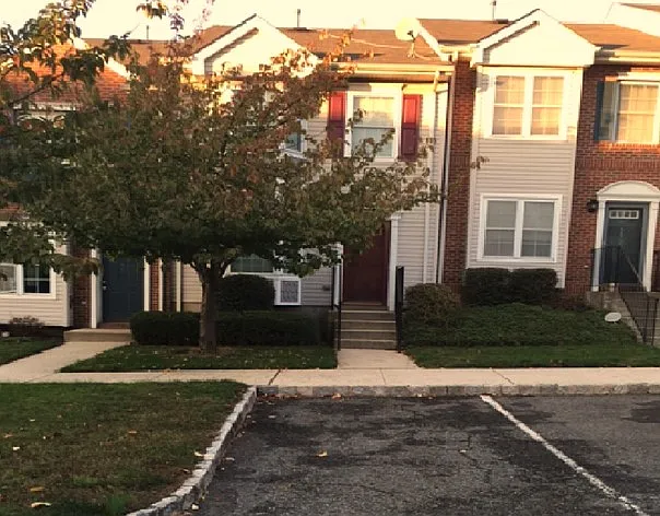 Faith Ct — Photo 5