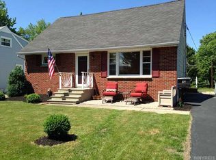 42 Morris Cir, Depew, NY 14043
