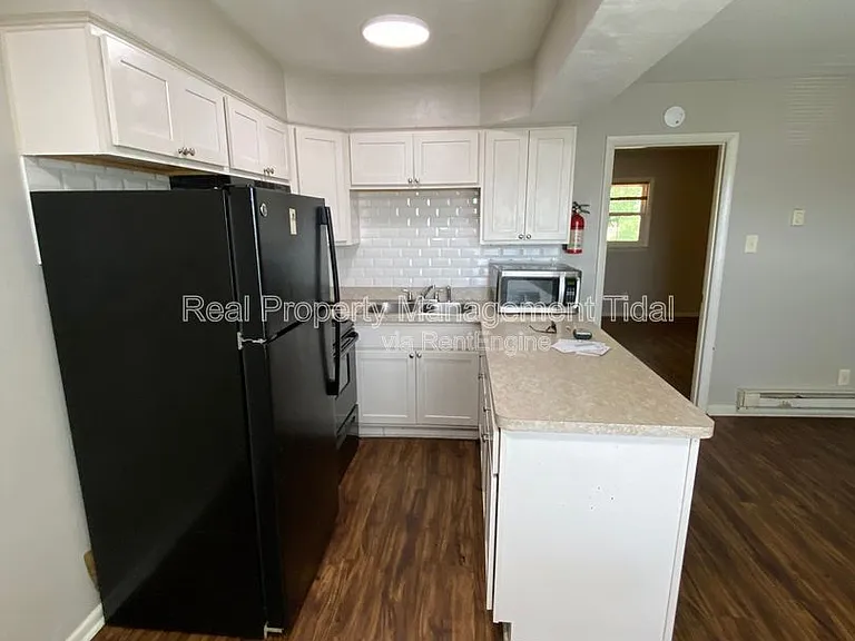 5667 Brickell Rd #3 — Photo 5