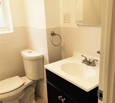 5th image of 6785 Alderton St