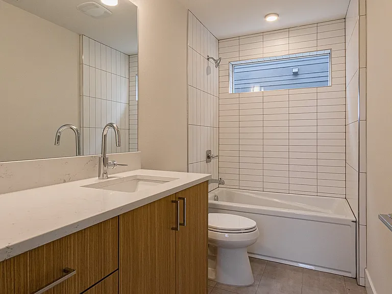 3716 SE Lambert St — Photo 10