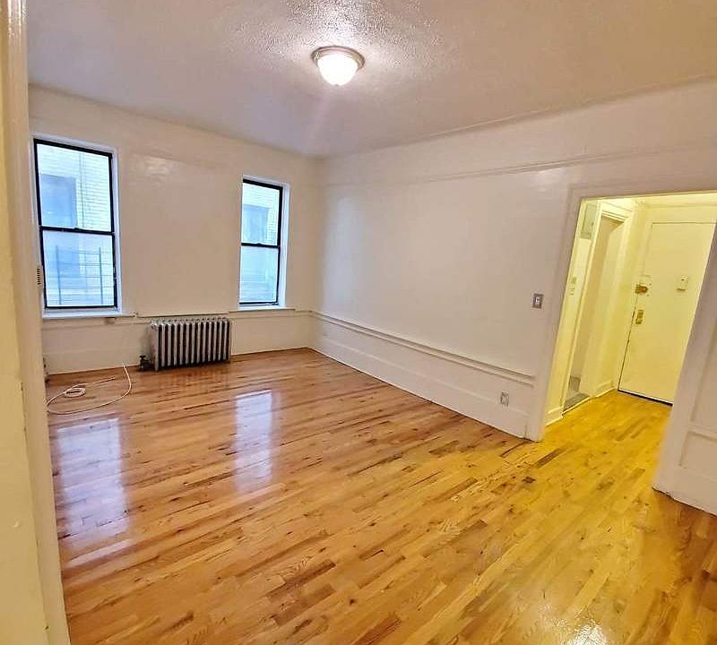 1st image of 225 Parkside Ave APT 2q