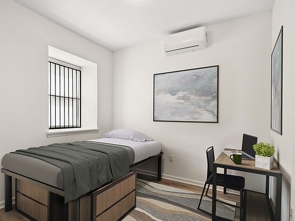 2nd image of 1535 N 16th St #101
