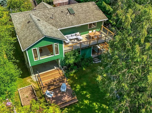 9543 46th Avenue NE, Seattle, WA 98115