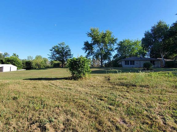 4th image of 9251 E Eaton Hwy
