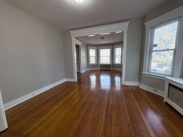 62 Stanley St #1, New Haven, CT 06511