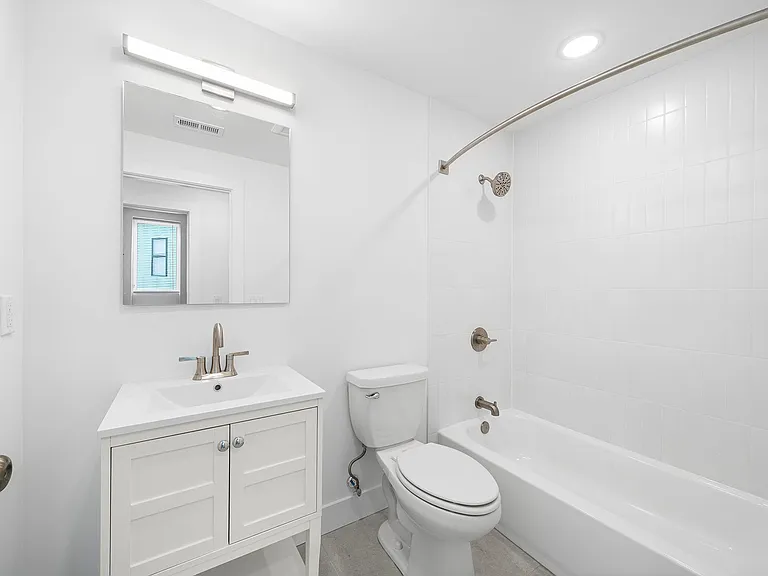 4324 Lancaster Ave — Photo 40
