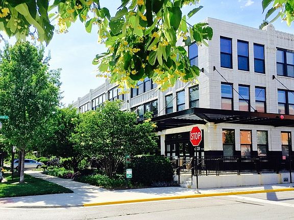 2nd image of 1000 W 15th St Unit 316