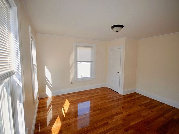 52 Dickens St. #1 Boston (Dorchester) Shared Unit Photo 6
