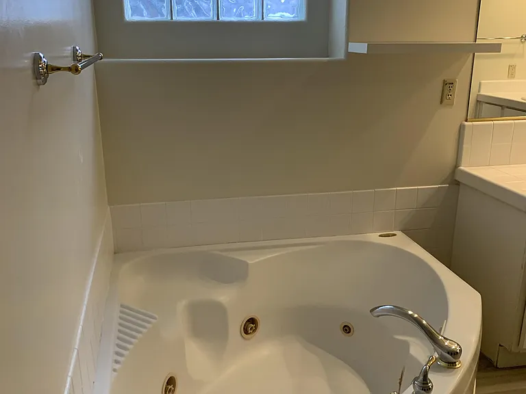 4819 Elkcreek Trl — Photo 13