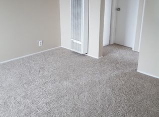 Cherry, Long Beach, CA 90805