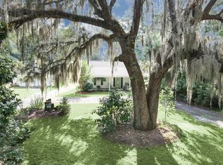 120 Winoca Dr, Midway, GA 31320