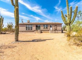 6205 N Chaparral Rd, Tucson, AZ 85743