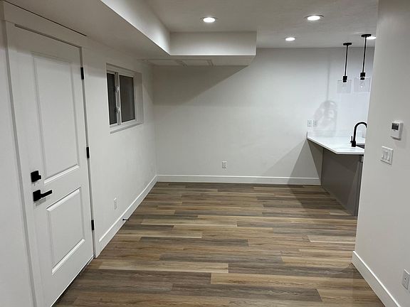 4th image of 559 W 550 N